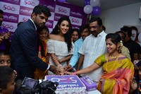 Priya Sree launches Naturals Salon at Mehdipatnam